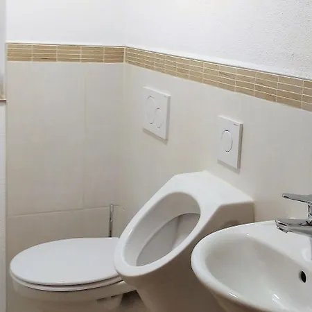 Holder Ziegelhutte דירה אהינגן